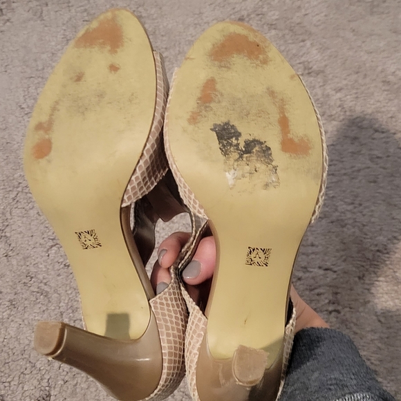 Anne Klein heels - Picture 4 of 5